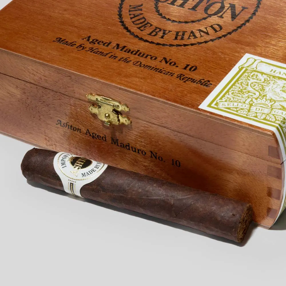 Aged Maduro No.10 | Box 25 | Ashton cigar - HK Migratory cigars