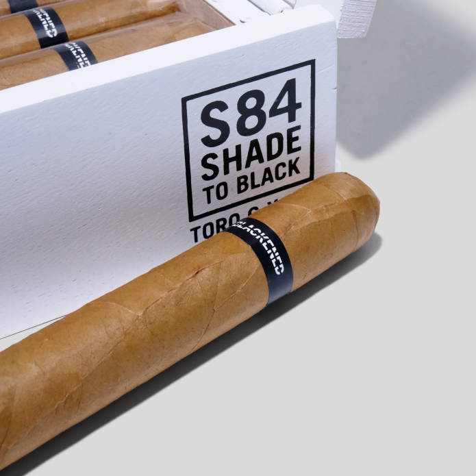 Blackened by Drew Estate Shade to Black S84 Toro | Box 20 | Drew Estate Cigar | Migratory Cigar HK | 雪茄香港 | Cigar HK
