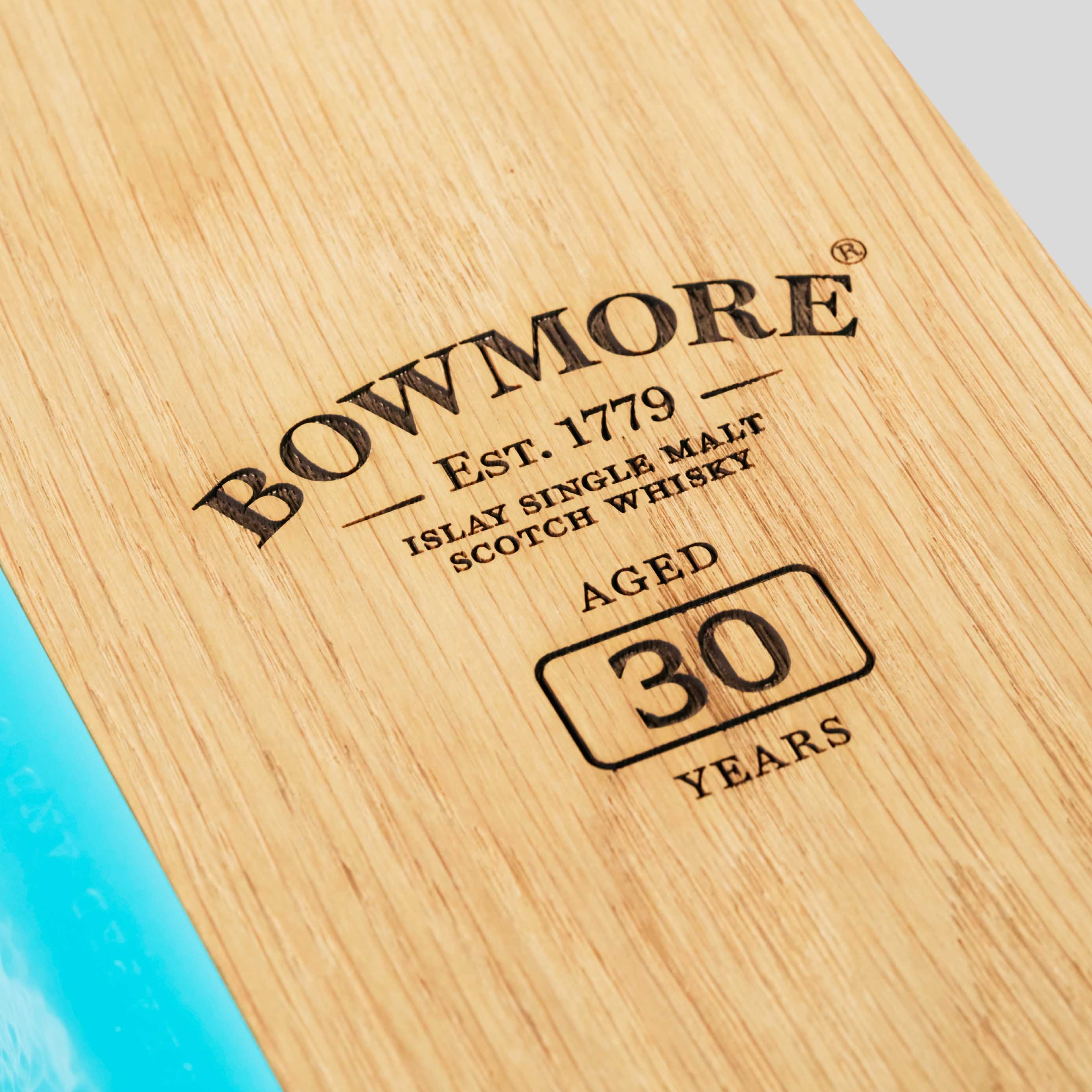 30 Years Old Whisky | Bowmore | Single Malt Whisky | Migratory HK | 雪茄香港 | Cigar HK