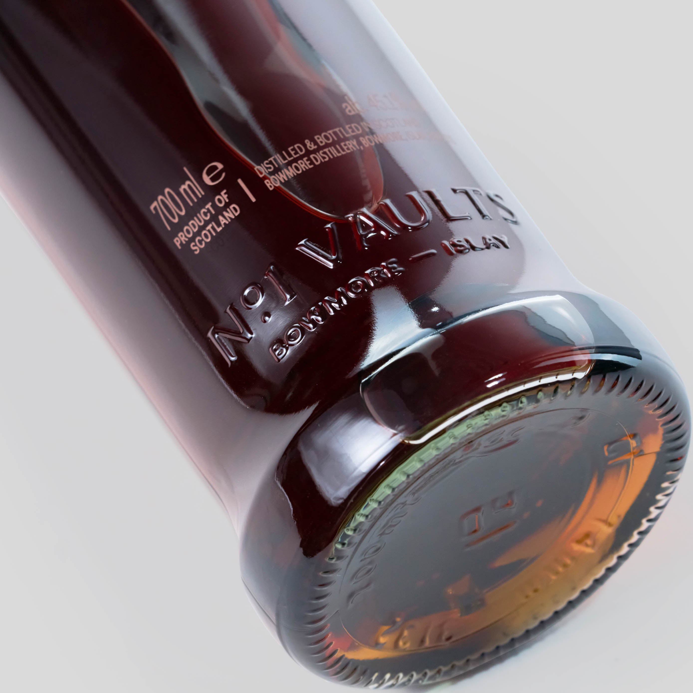 30 Years Old Whisky | Bowmore | Single Malt Whisky | Migratory HK | 雪茄香港 | Cigar HK