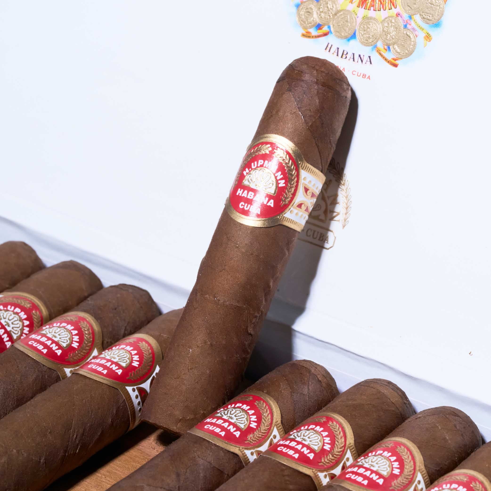 Half Corona | Box 25 | H.Upmann cigar - HK Migratory cigars | 雪茄 香港