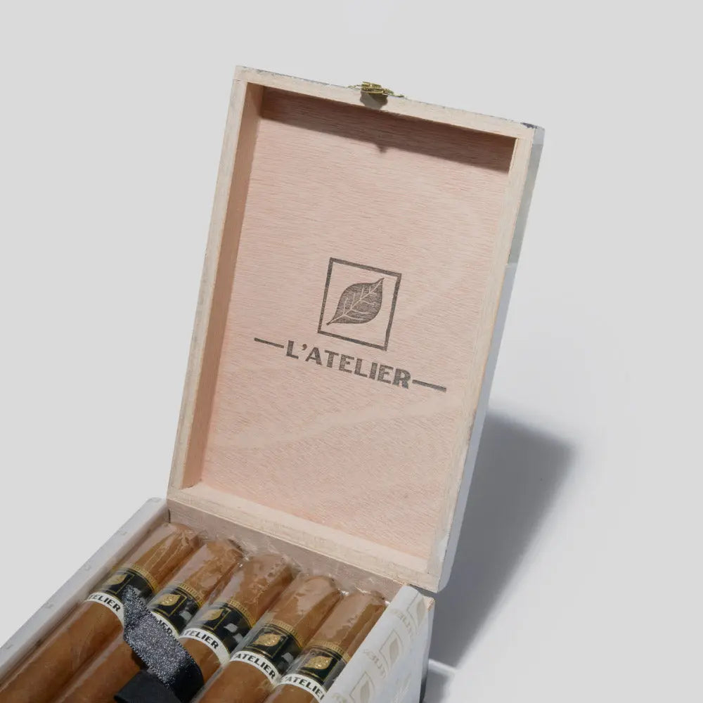 LAT56 | Box 15 | L'Atelier cigar - HK Migratory cigars