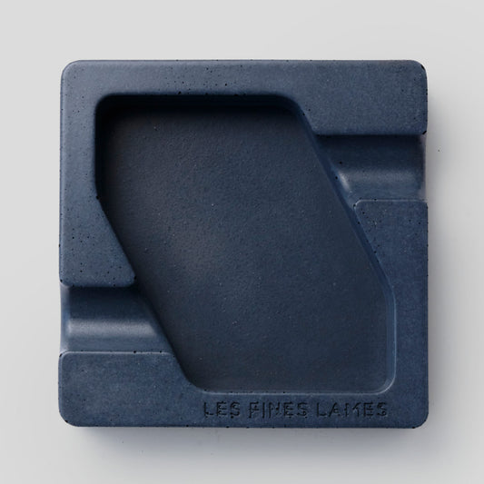 Concrete Ashtray - DYAD ANTHRACITE | Les Fines Lames Accessory | Migratory HK | 雪茄香港 | Cigar HK