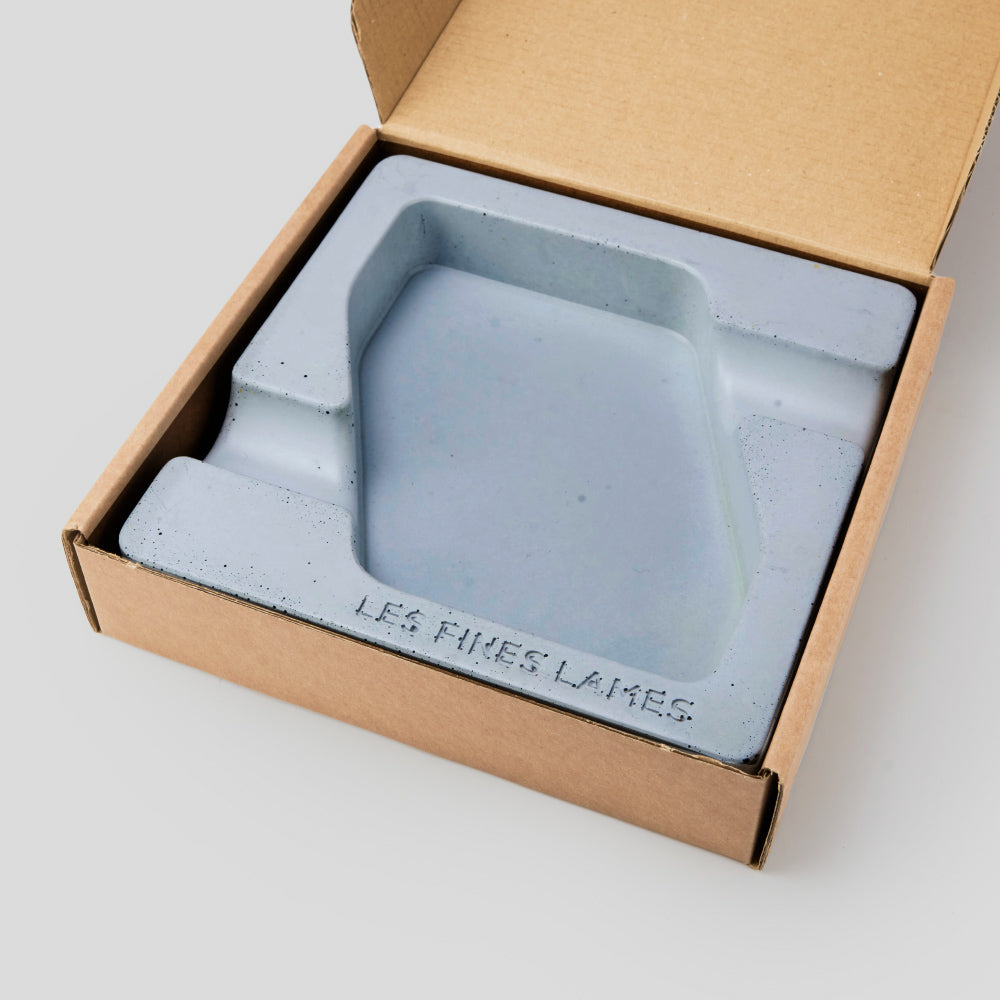 Concrete Ashtray - DYAD GREY | Les Fines Lames Accessory | Migratory HK | 雪茄香港 | Cigar HK