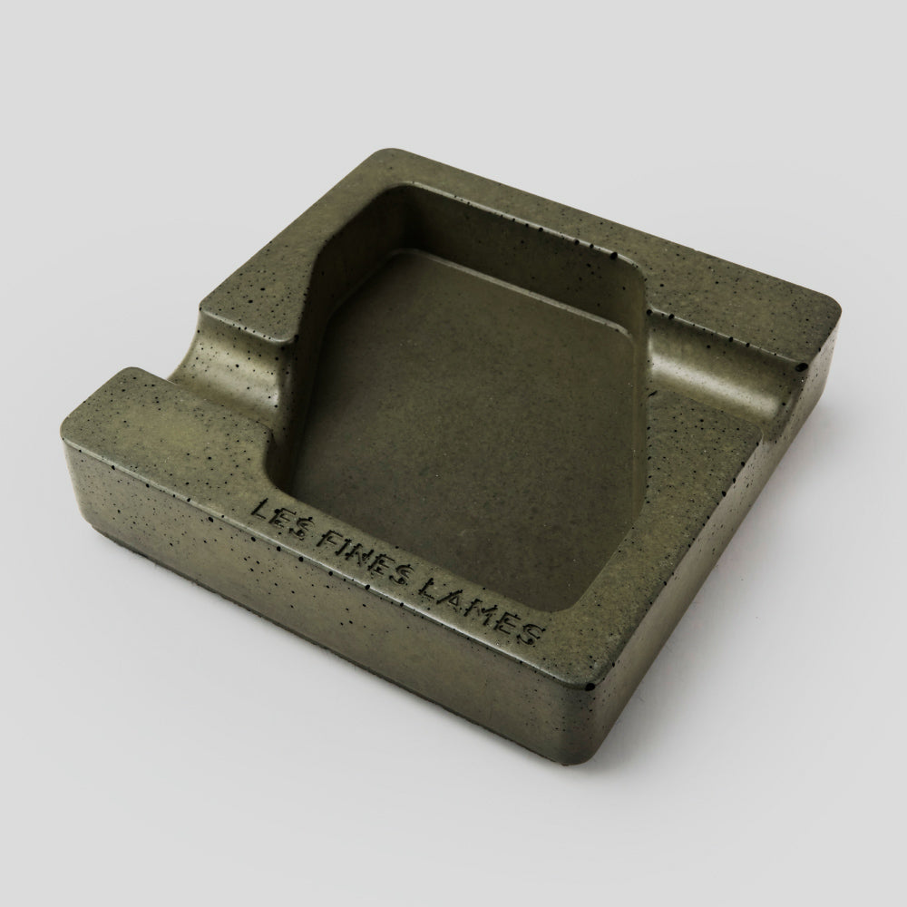 Concrete Ashtray - DYAD OLIVE GREEN | Les Fines Lames Accessory | Migratory HK | 雪茄香港 | Cigar HK