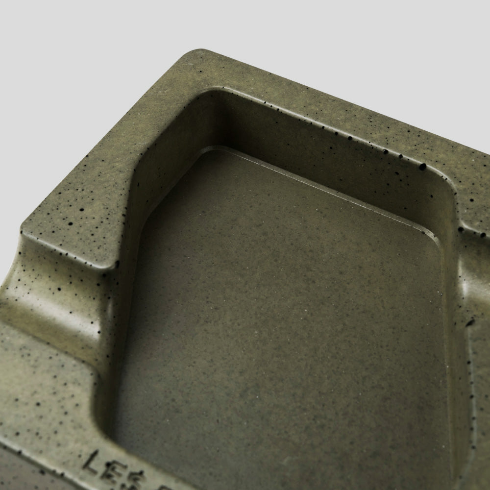 Concrete Ashtray - DYAD OLIVE GREEN | Les Fines Lames Accessory | Migratory HK | 雪茄香港 | Cigar HK