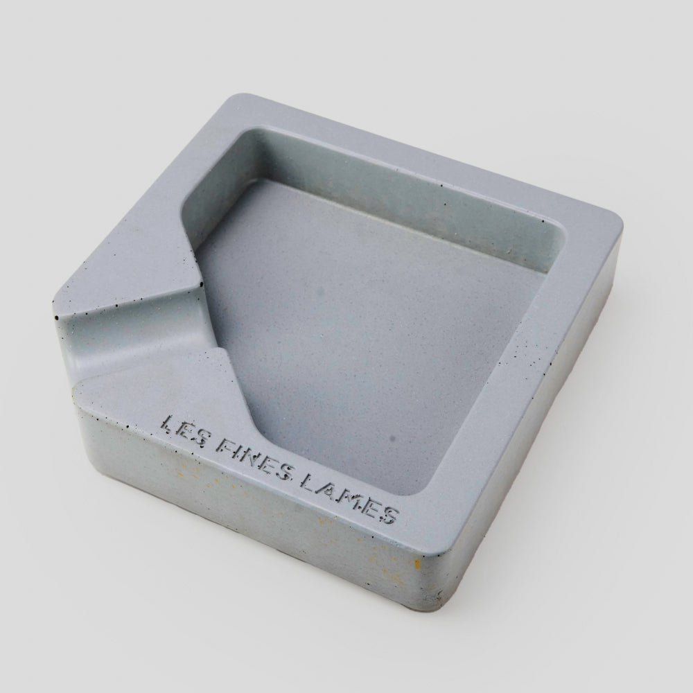 Concrete Ashtray - MONAD GREY | Les Fines Lames Accessory | Cigar Ashtray | Migratory HK | 雪茄香港 | Cigar HK