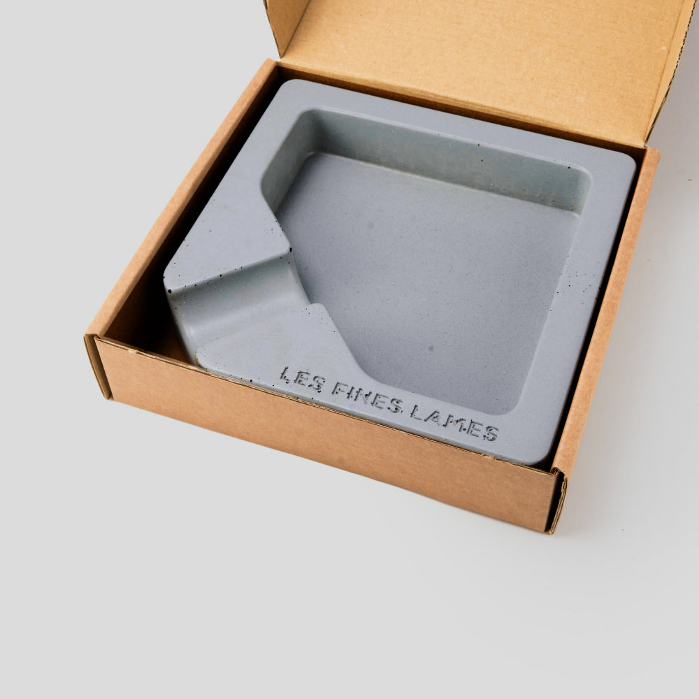 Concrete Ashtray - MONAD GREY | Les Fines Lames Accessory | Cigar Ashtray | Migratory HK | 雪茄香港 | Cigar HK