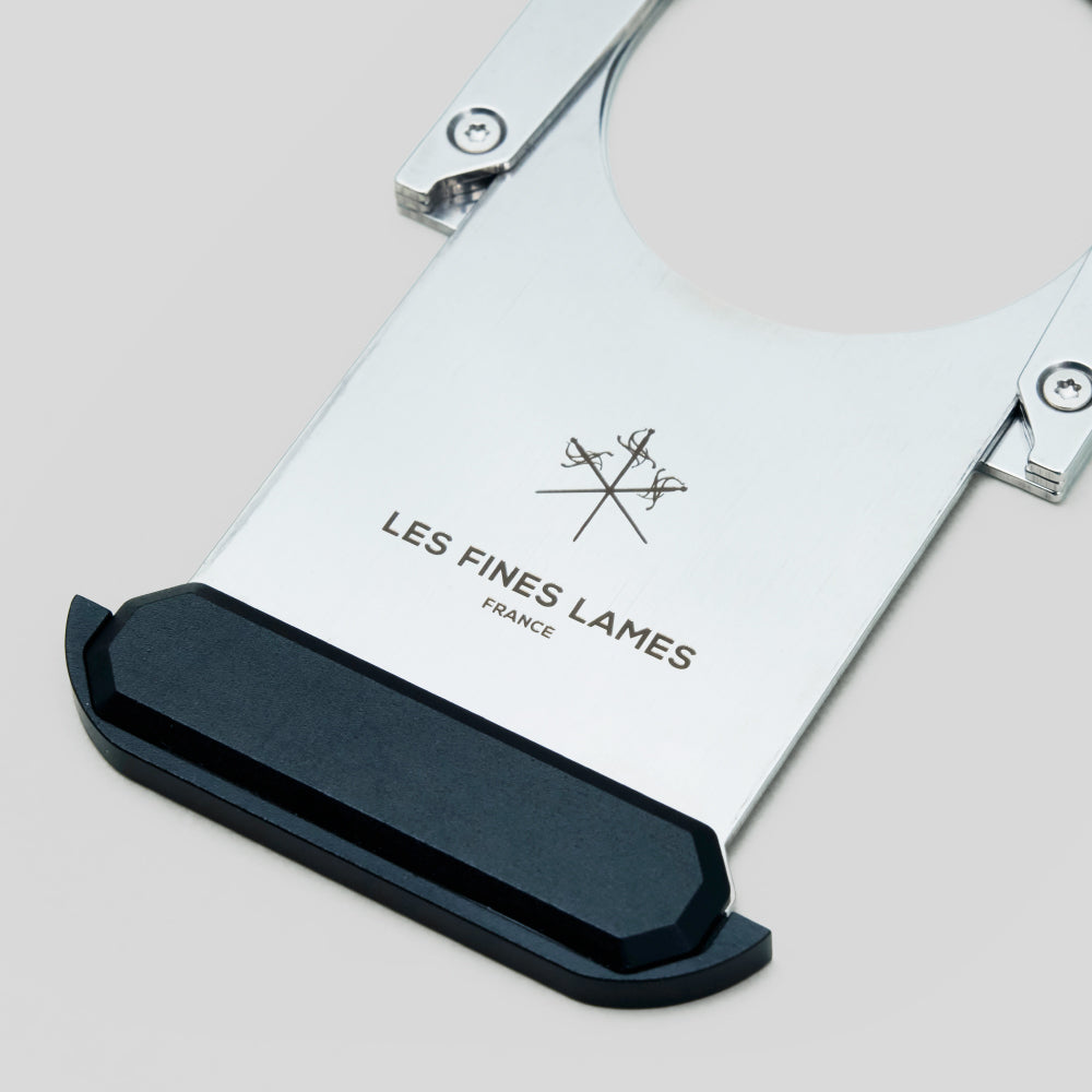 TAG T135 - Black Single-Blade Cigar Cutter | Les Fines Lames Accessory | Cigar Cutter | Migratory HK | 雪茄香港 | Cigar HK