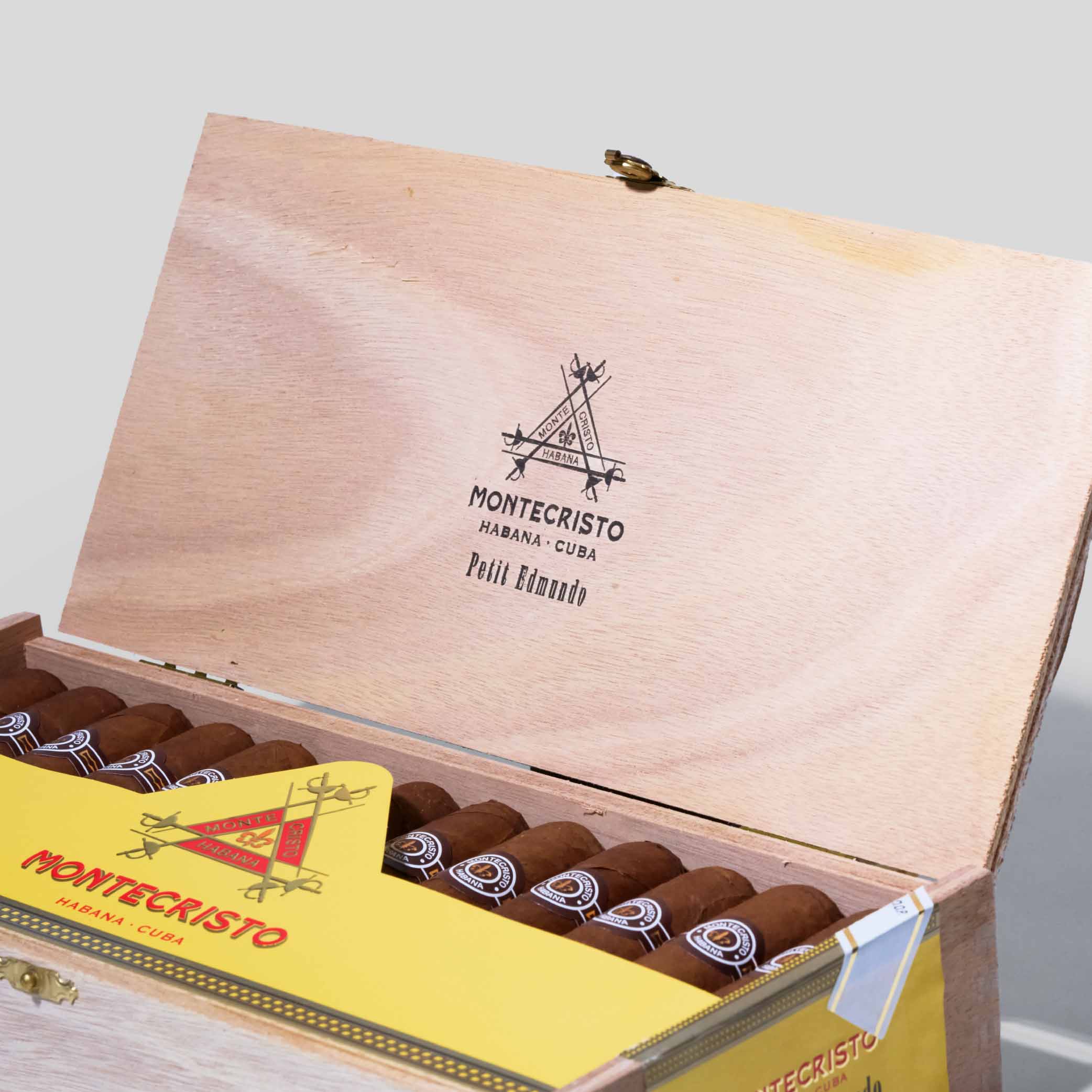 Petit Edmundo | Box 25 | Montecristo cigar - HK Migratory cigars