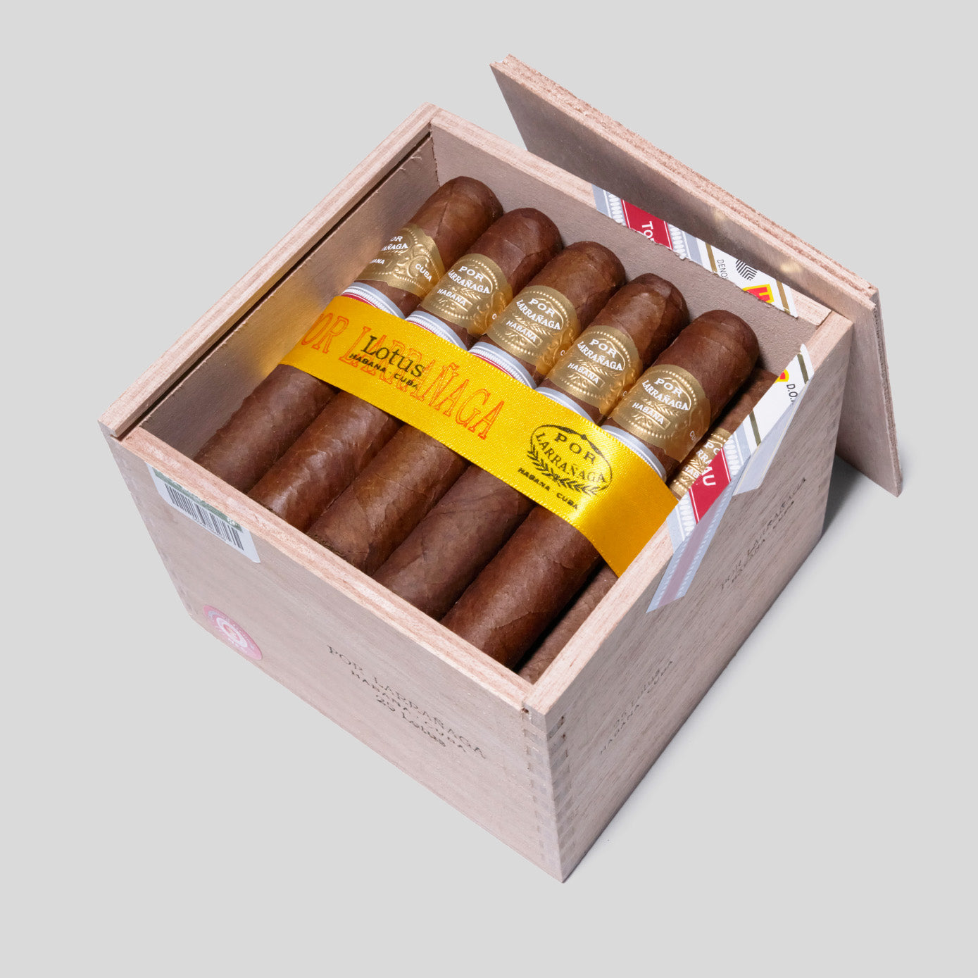 Lotus Edicion Regional Macau | Box 25 | Por Larranaga cigar - HK Migratory cigars