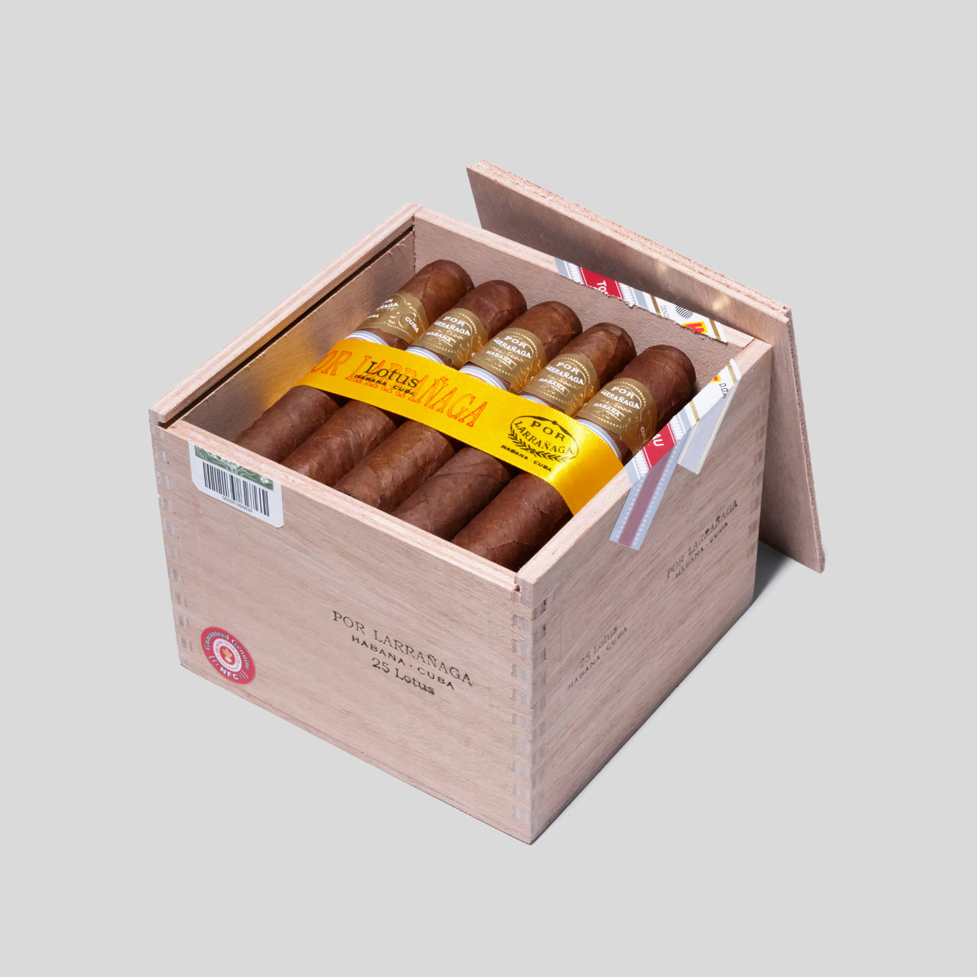 Lotus Edicion Regional Macau | Box 25 | Por Larranaga cigar - HK Migratory cigars