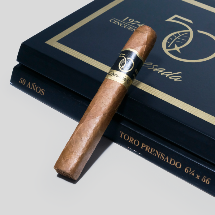 50th Anniversary Toro Prensado | Box 10 | Quesada cigar - HK Migratory cigars | 雪茄香港 | cigar hk