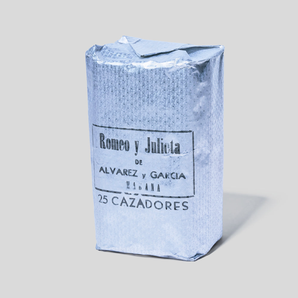 Cazadores | Box 25 | Romeo y Julieta cigar - HK Migratory cigars