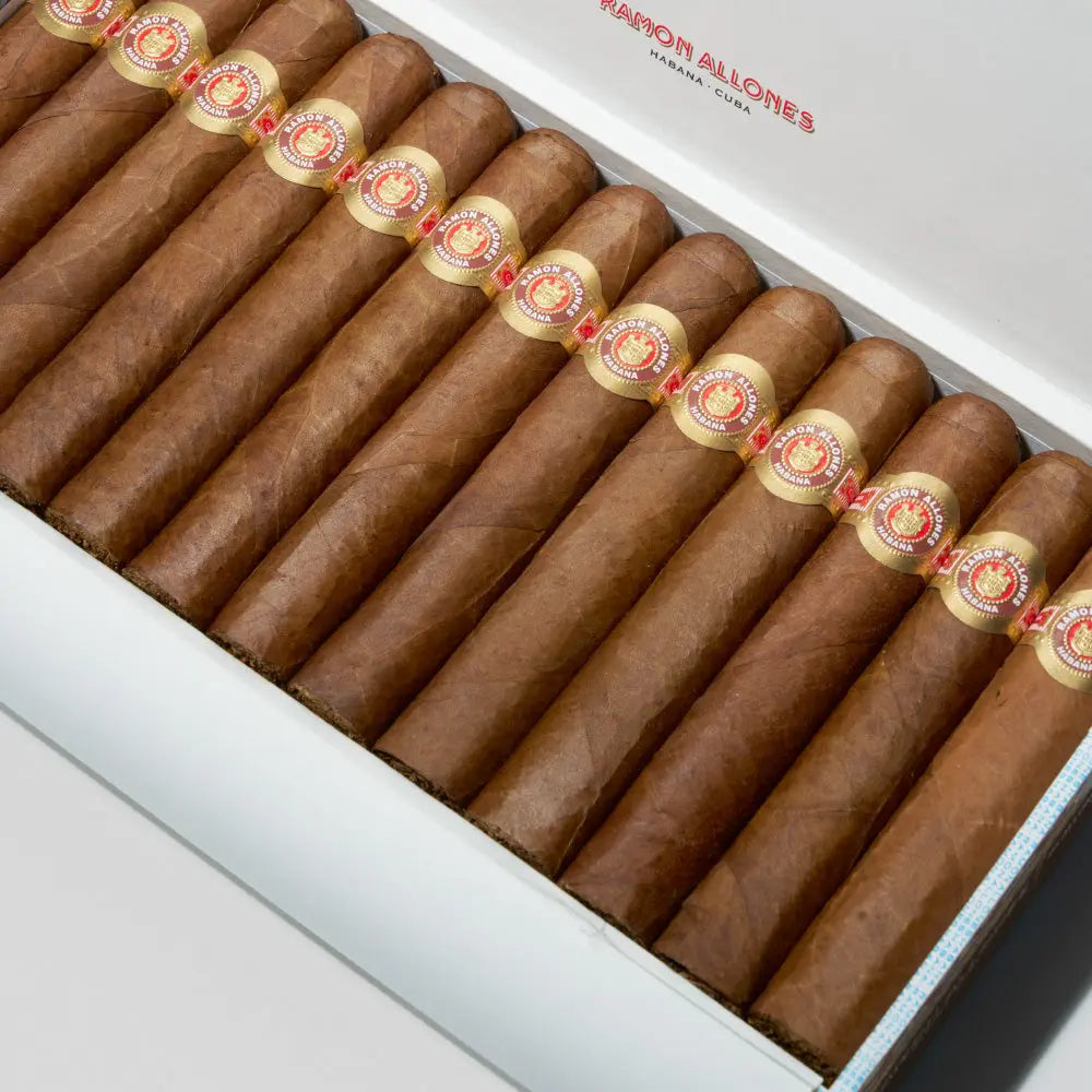 Specially Selected | Box 25 | Ramon Allones cigar - HK Migratory cigars