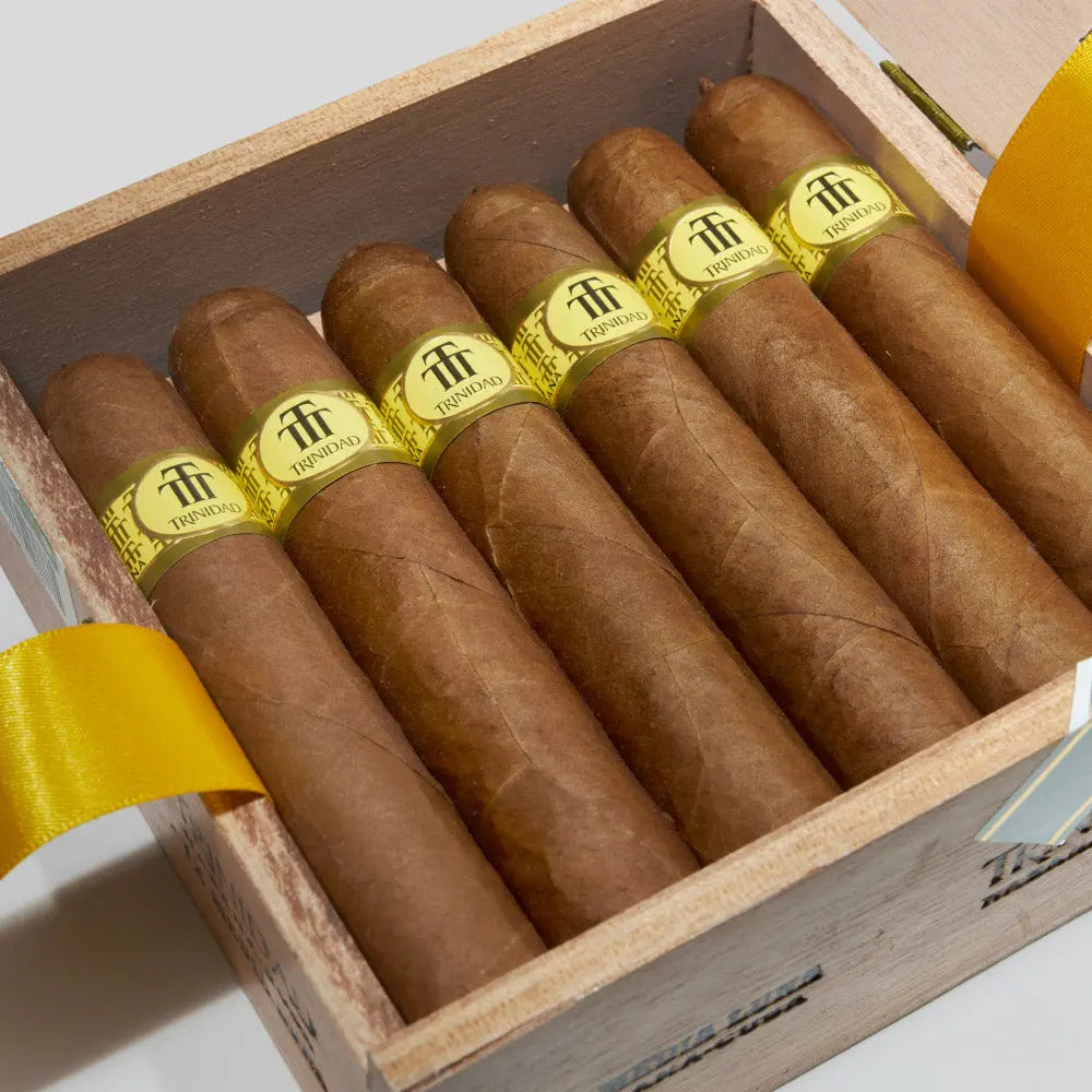 Media Luna | Box 12 | Trinidadl cigar - HK Migratory cigars