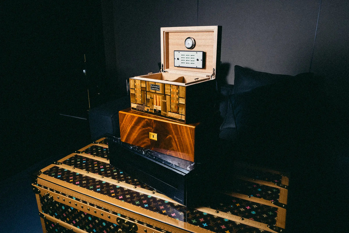 How to Choose a Traditional Wood Humidor: A Buyer's Guide and Brand Recommendations
