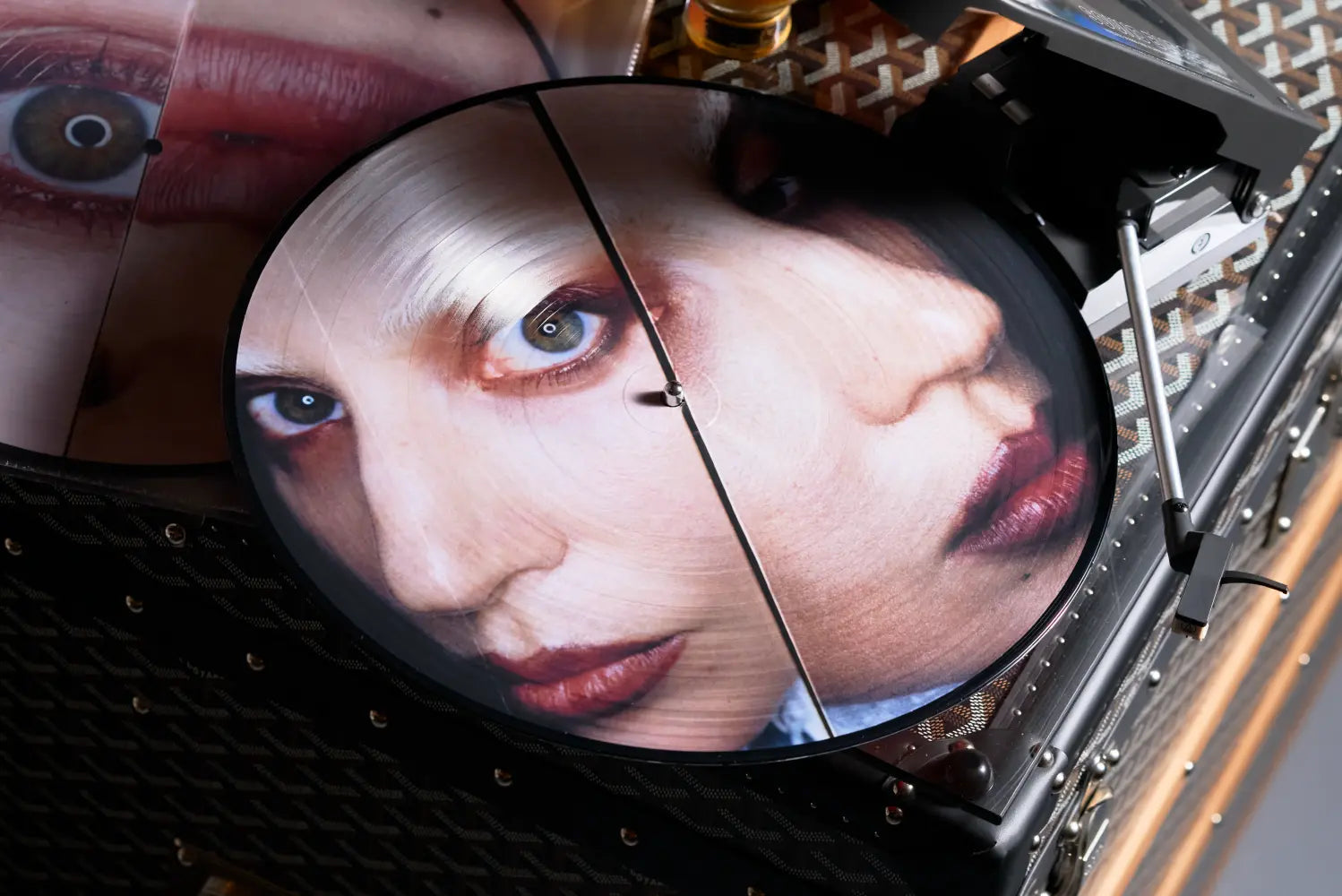 用音乐与威士忌搭配帕塔加斯D系列4号打造终极雪茄体验