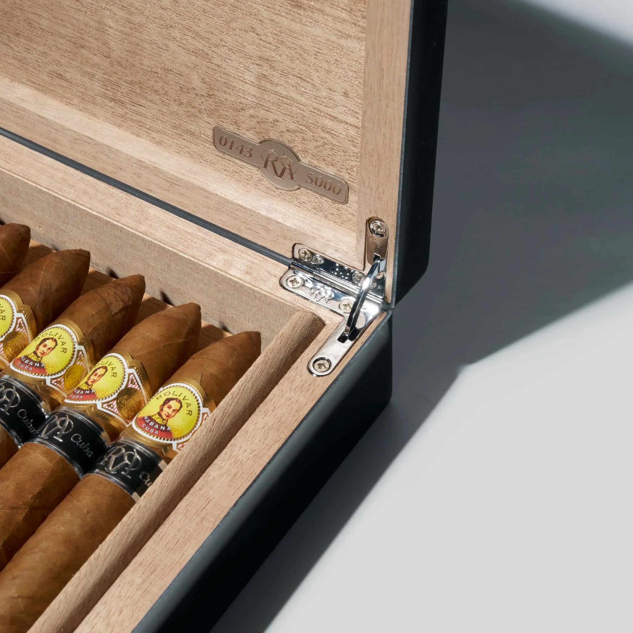 Belicosos Finos Reserva Cosecha 2016 | Box 20 | Bolivar cigar - HK Migratory cigars
