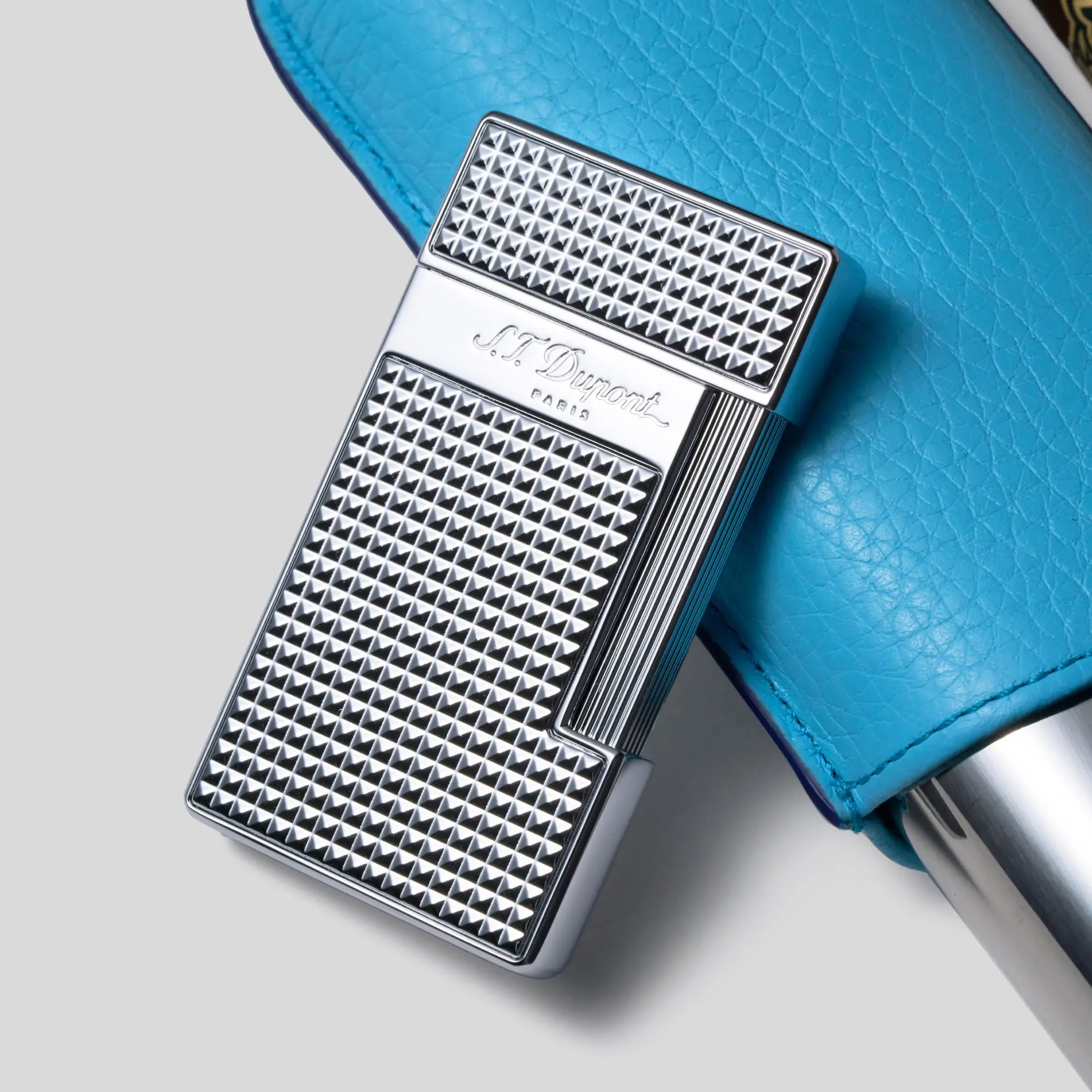 S.T. Dupont Chrome Slimmy & Cigars Set