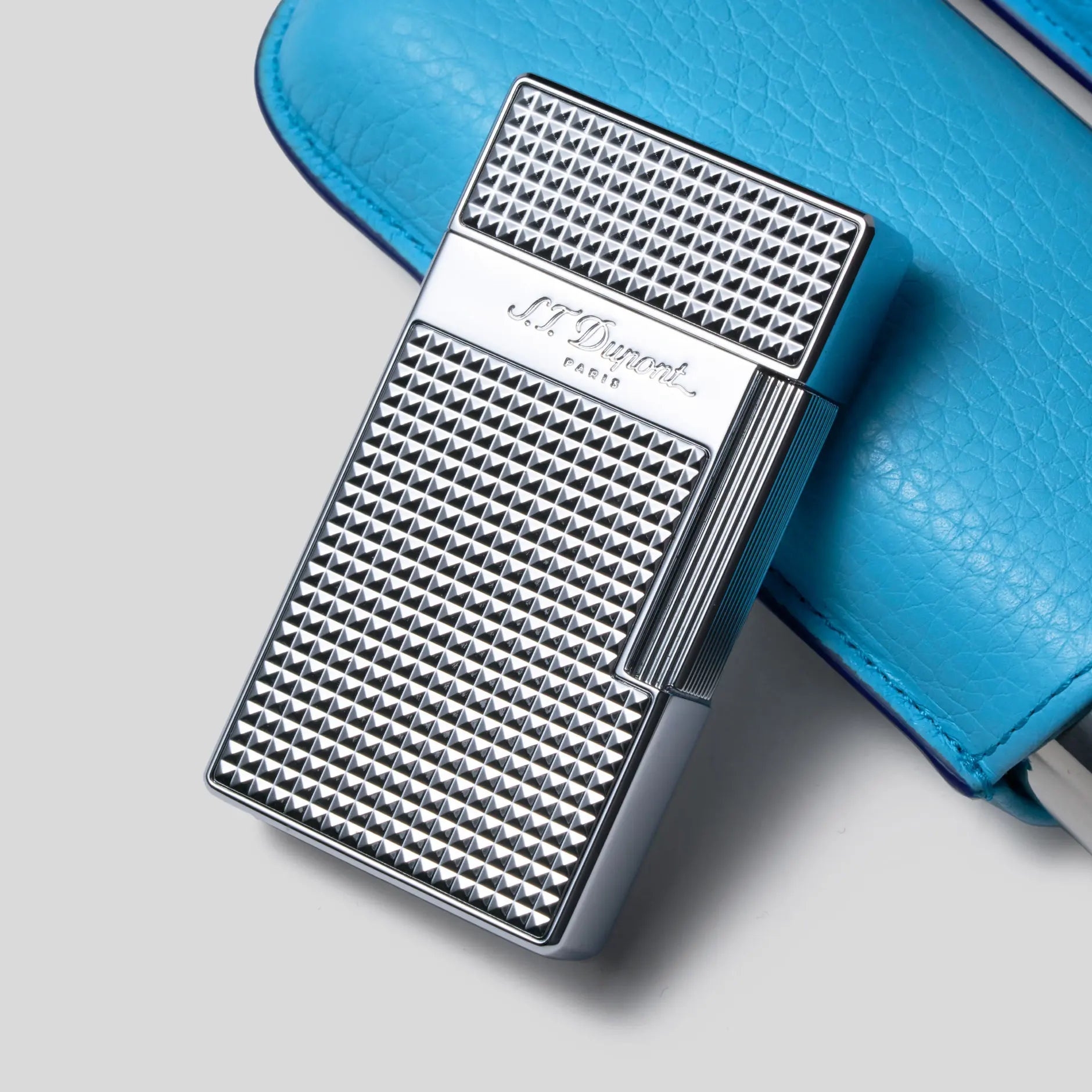 S.T. Dupont Chrome Biggy & Cigars Set