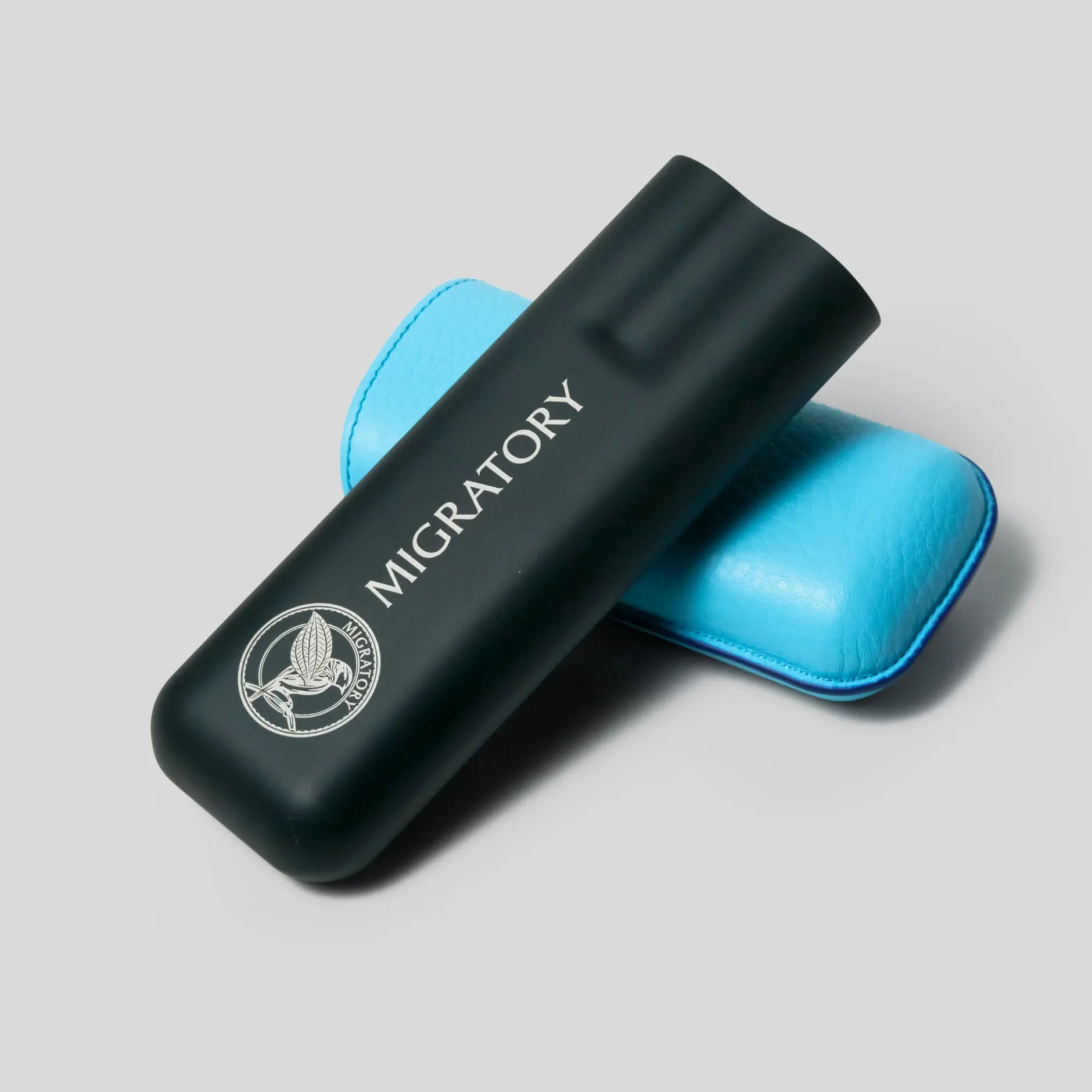 S.T. Dupont Chrome Biggy & Cigars Set