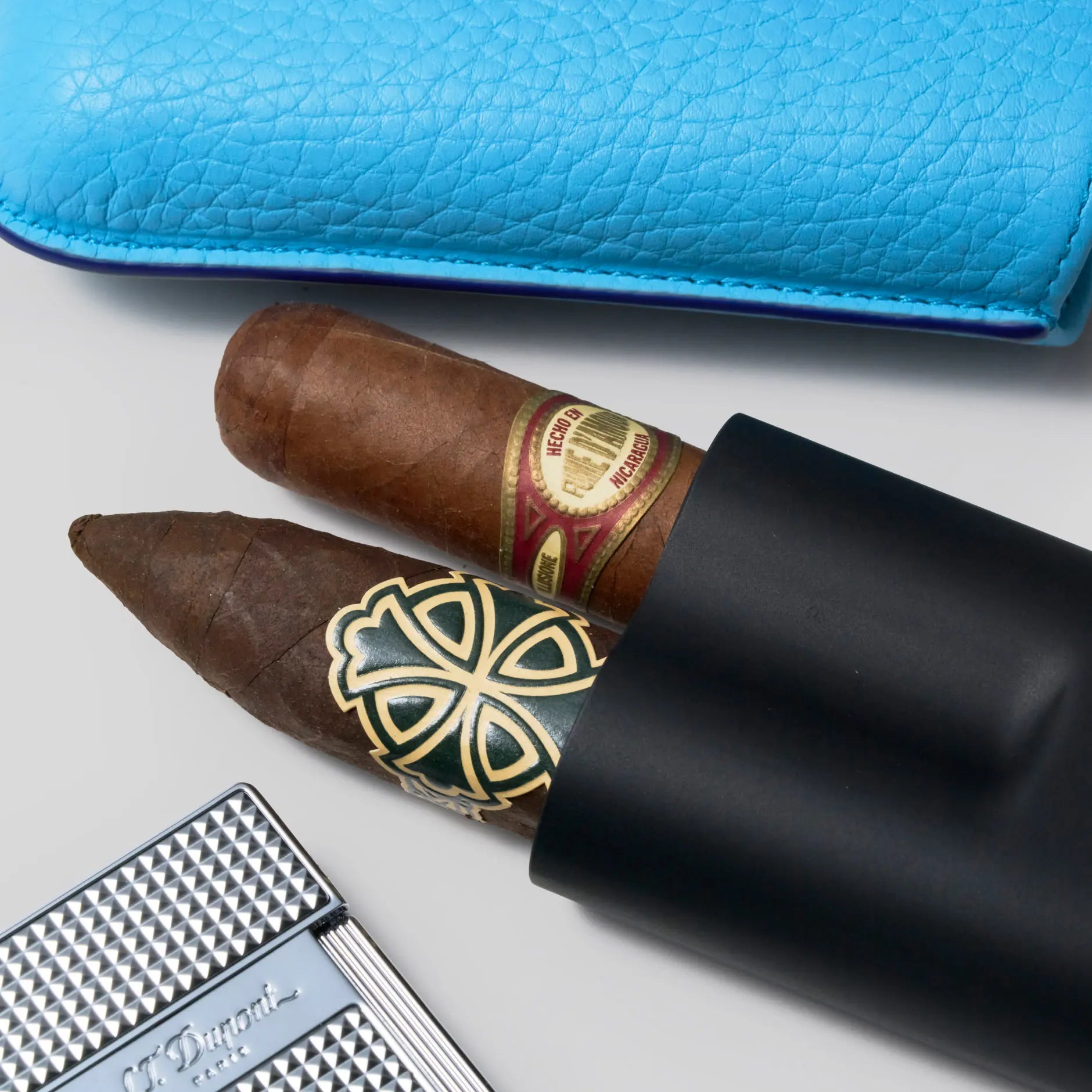 S.T. Dupont Chrome Biggy & Cigars Set