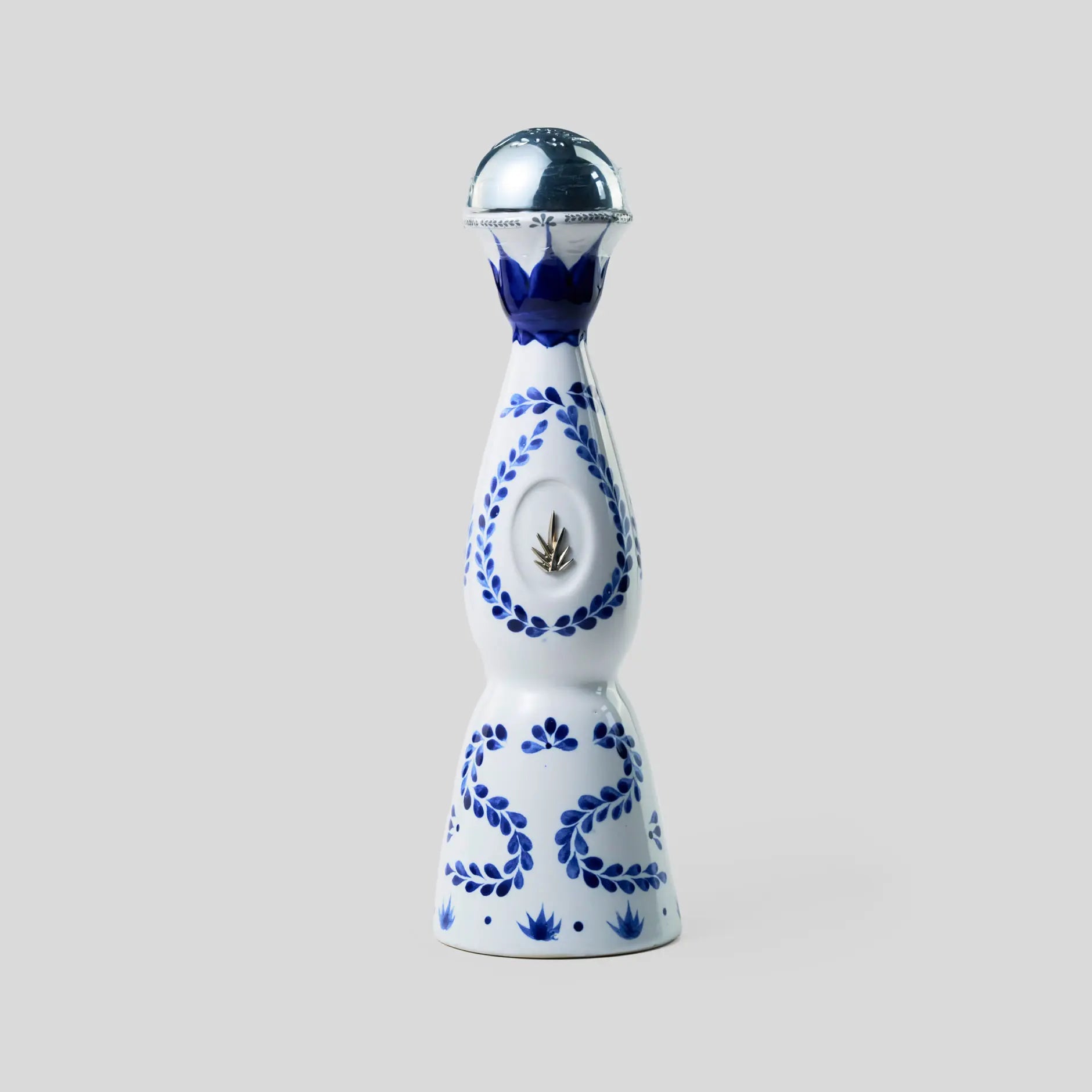 Authentic Mexican Tequila Curated by Migratory Story