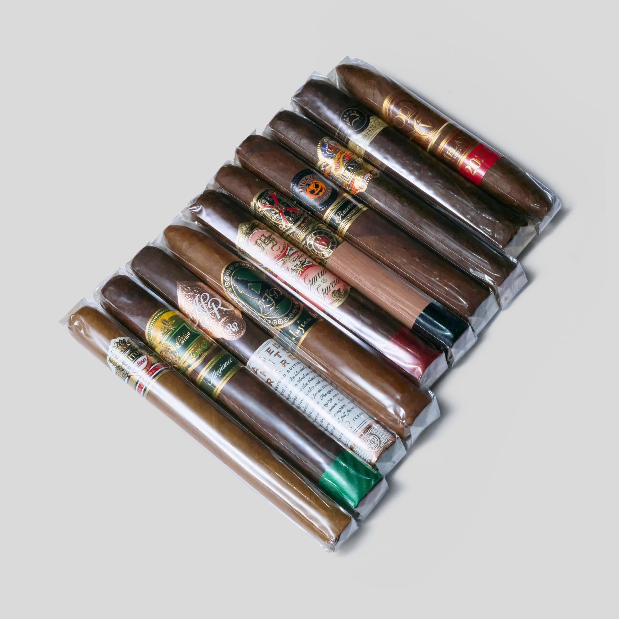 Elie Bleu Fruit Humidor - 110 Cigars (Blue) & Cigar Set