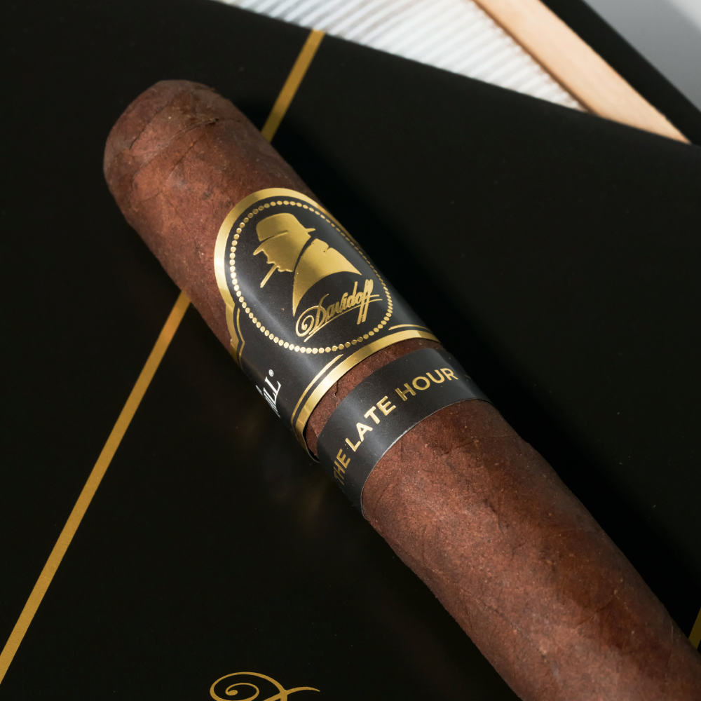Winston Churchill The Late Hour Robusto