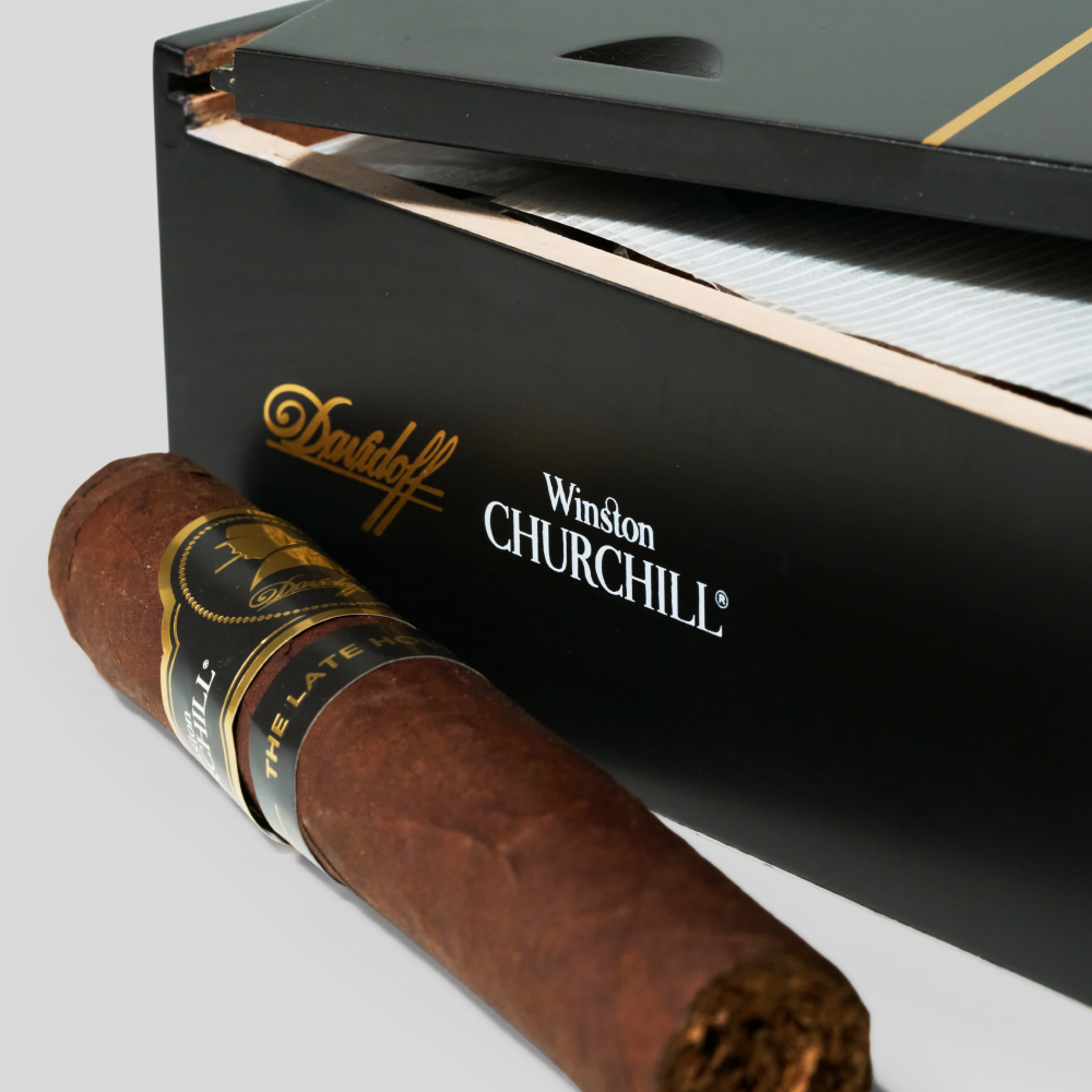 Winston Churchill The Late Hour Robusto