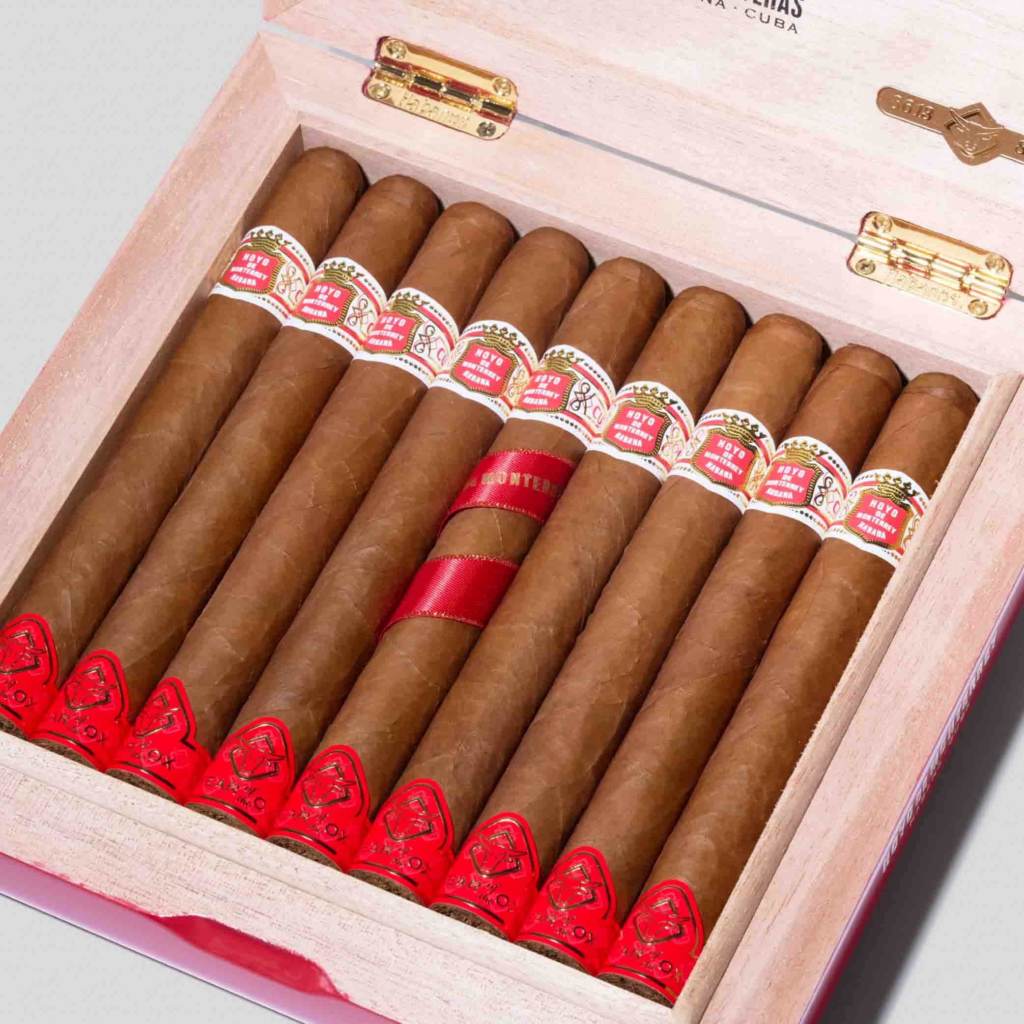 Primaveras Year of The Ox 2021 | Box 18 | Hoyo de Monterrey cigar - HK Migratory cigars
