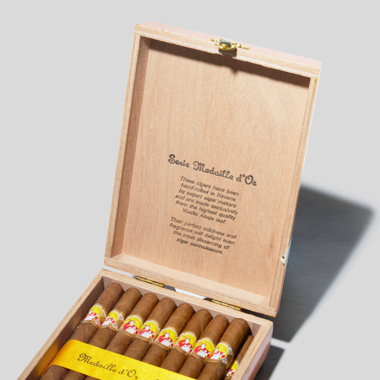 Medaille D OR No.4 | Box 25 | La Gloria Cubana cigar - HK Migratory cigars

