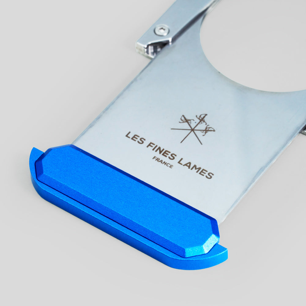 TAG T135 - Blue Single-Blade Cigar Cutter | Les Fines Lames Accessory | Cigar Cutter  | Migratory HK | 雪茄香港 | Cigar HK