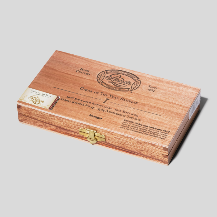 The No. 1  Cigar of the Year Sampler 4 pack | Box 4 | Padron cigar - HK Migratory cigars | 雪茄香港 | cigar hk