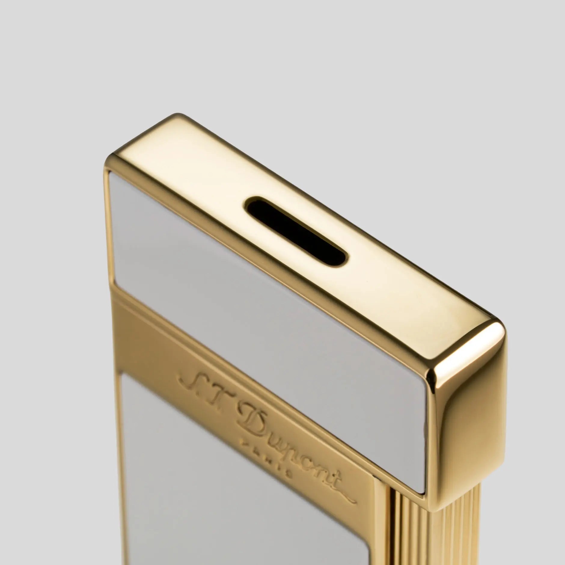 S.T. Dupont White Slimmy Travel Set