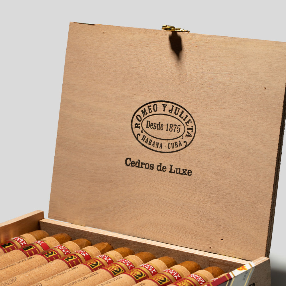 Cedros de luxe LCDH (Year 2022)
